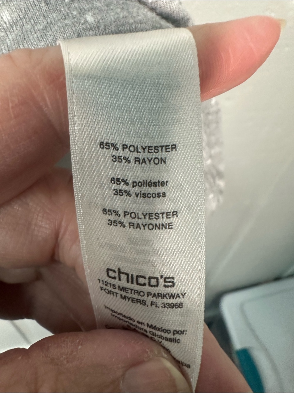 Chicos Grey 3/4 Sleeve Top Size 3/XL EUC - Picture 4 of 7